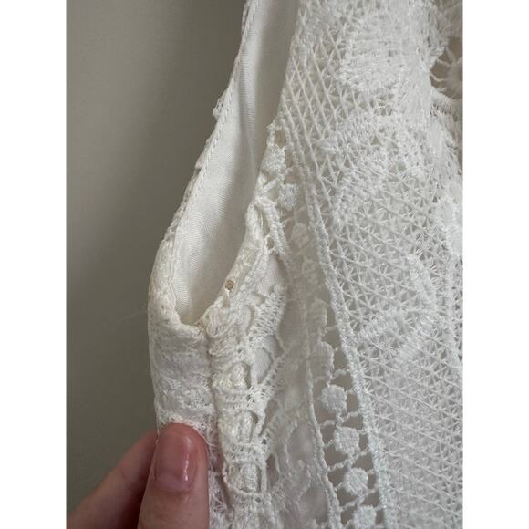 ASTR White Lace Crochet Mini Dress Size Small - Picture 3 of 4